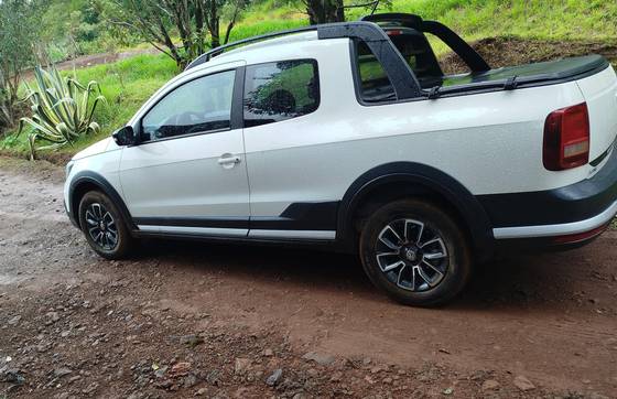 VOLKSWAGEN SAVEIRO 1.6 CROSS CD 16V FLEX 2P MANUAL